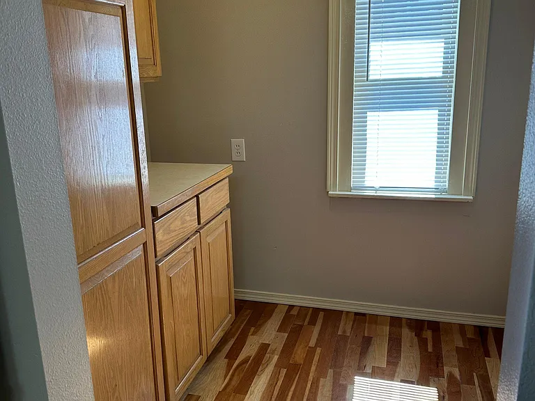 Pantry/Office