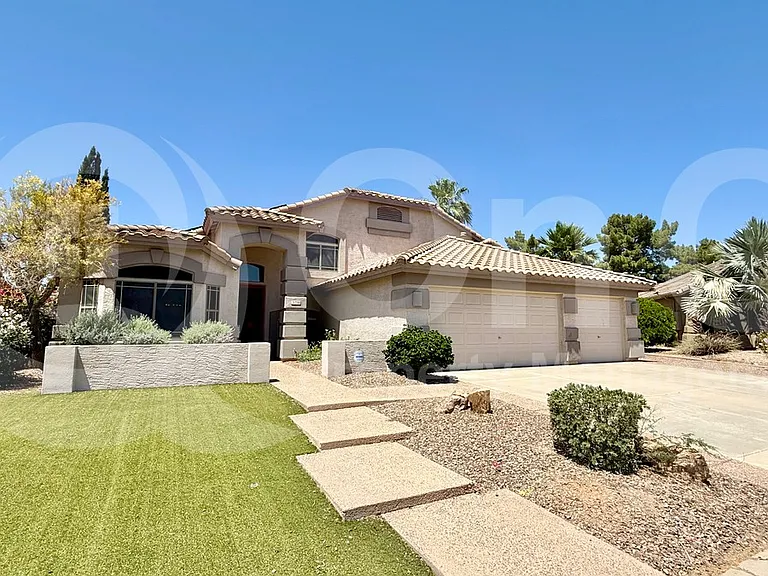 21708 N 70th Dr — Photo 1