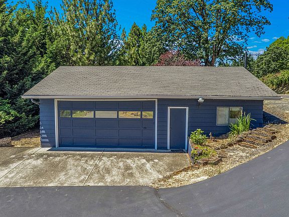4th image of 27100 NE Bell Rd
