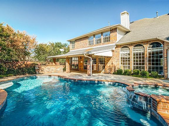 2nd image of 608 Melrose Ct