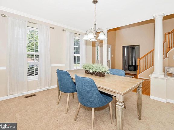 4th image of 2406 Steepleview Ct