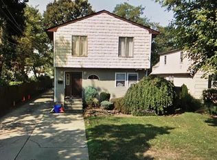 898 Little East Neck Rd FLOOR 2, West Babylon, NY 11704