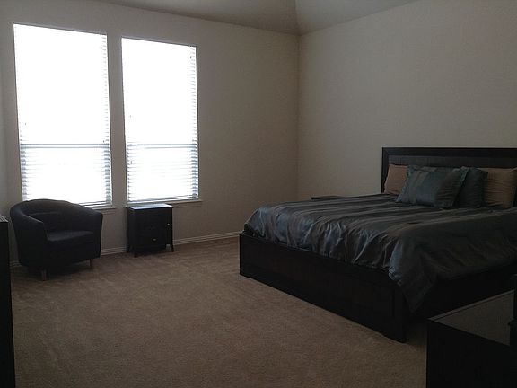 3rd image of 1505 Pelican Dr