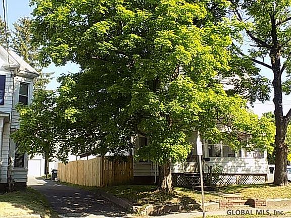 4th image of 138 Saratoga Ave