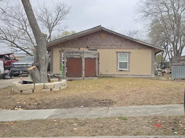 8811 Dale Vly Dr, San Antonio, TX 78227