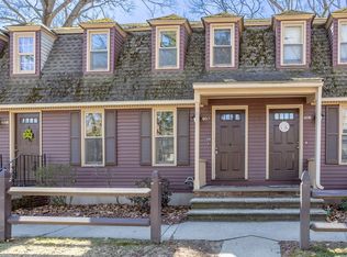 607 Wellman Ave UNIT 607, North Chelmsford, MA 01863