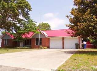 721 Rim Rd, Fayetteville, NC 28314