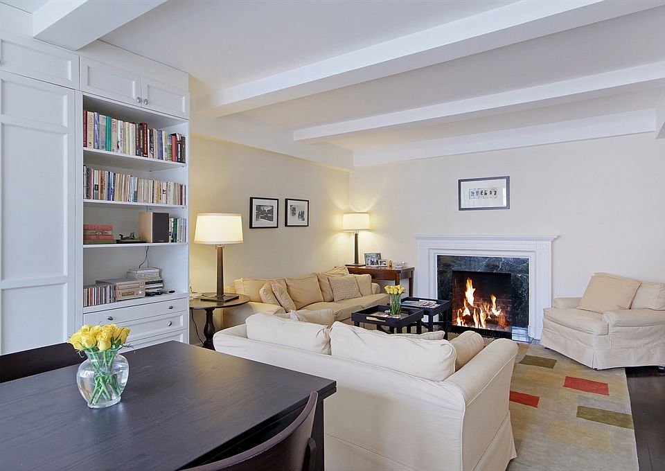 2nd image of 230 E 50th St APT 9C