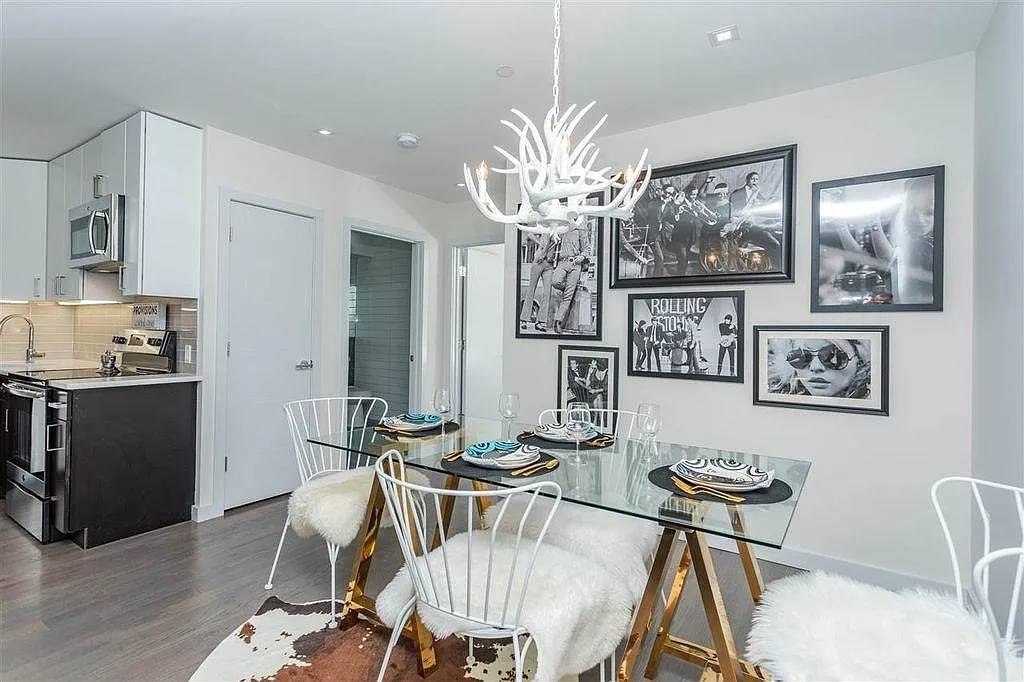 1 bed, 1.0 bath, 750 sqft, $2,200 — Photo 1