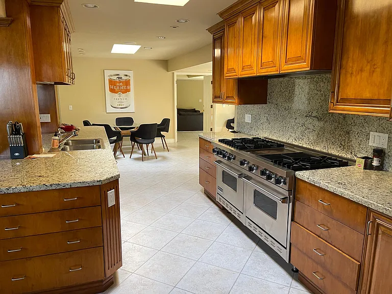 1375 Beverly Estate Dr — Photo 7