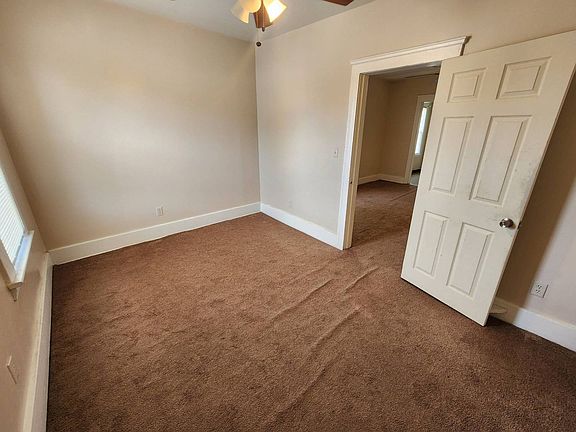 3rd image of 4629 Storer Ave #2