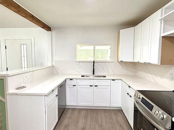 5th image of 2218 Kathleen Ave