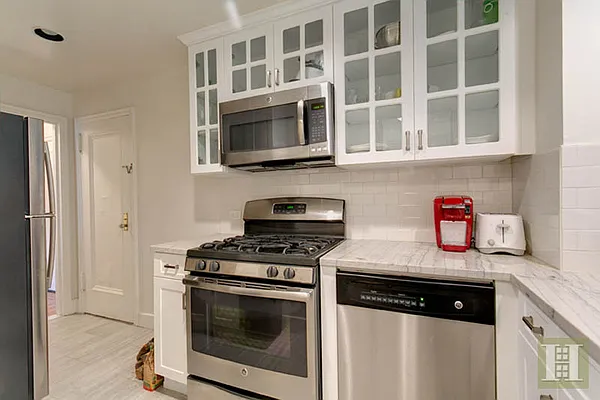 Rented by Halstead Real Estate | media 6