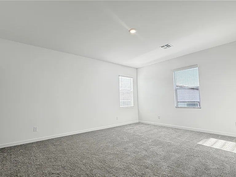 8388 Caldera Hills Ave — Photo 25