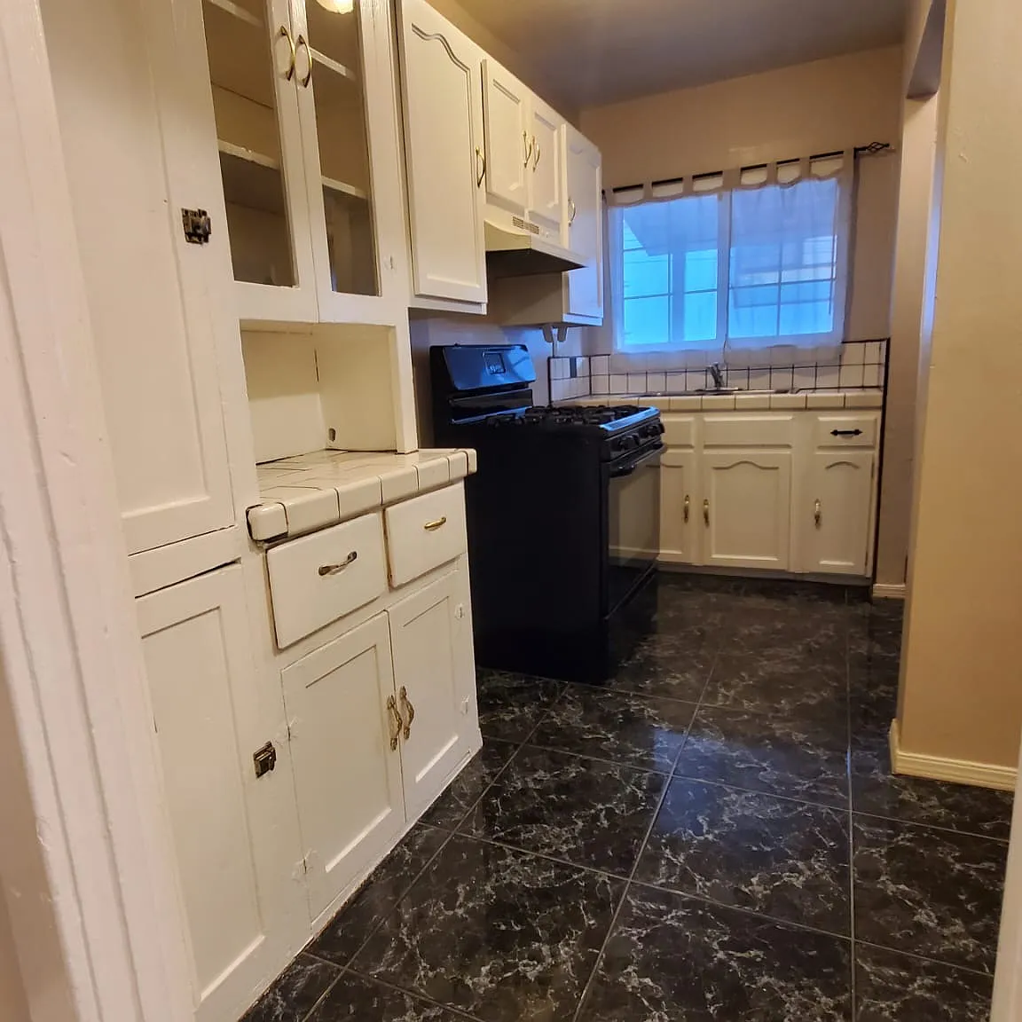 1 bed, 700 sqft, $2,195 — Photo 3