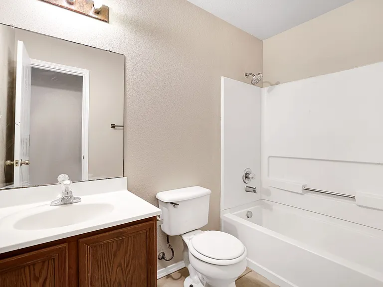 10714 Judie Allen — Photo 20