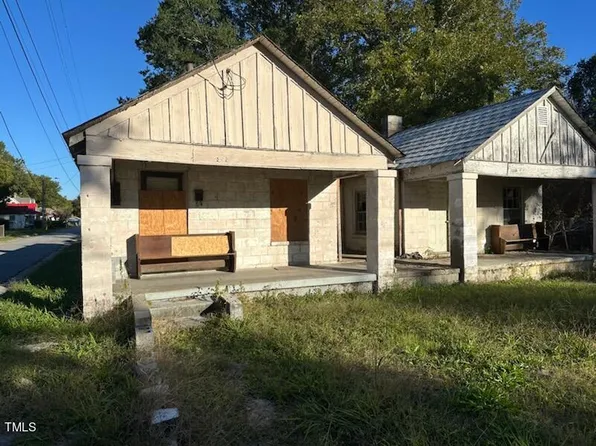 505 Quinerly St, Kinston, NC 28501