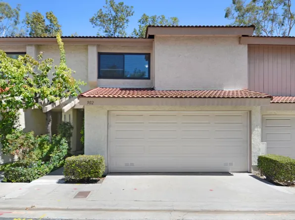 902 Creekside Dr, Fullerton, CA 92833