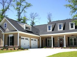 858 Southbridge Blvd, Savannah, GA 31405