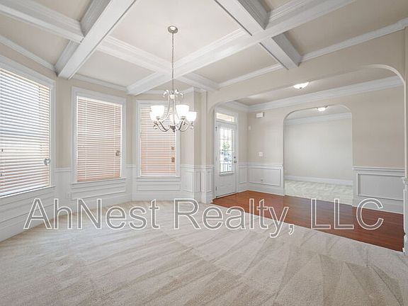 4th image of 184 Napa Dr