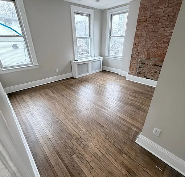 682 Summit Ave — Photo 6