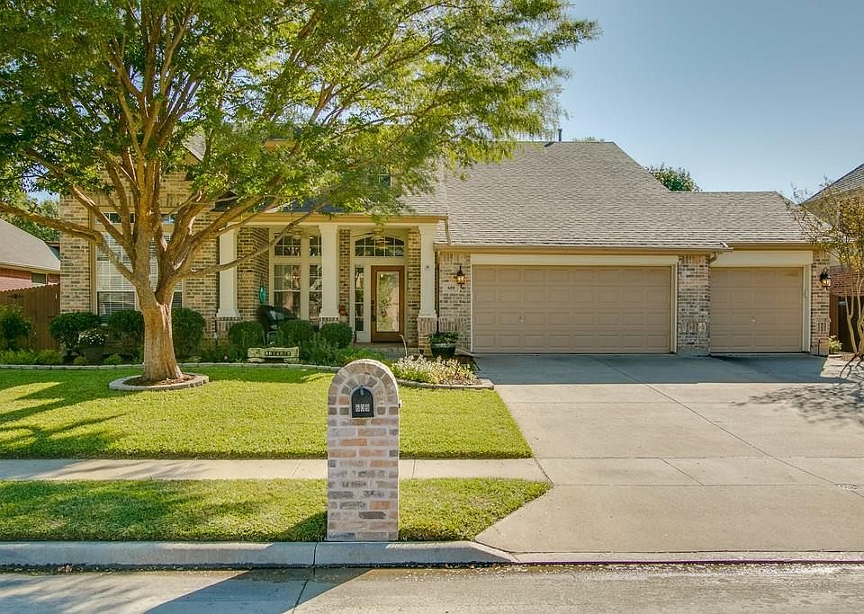 1st image of 609 Crestbrook Dr