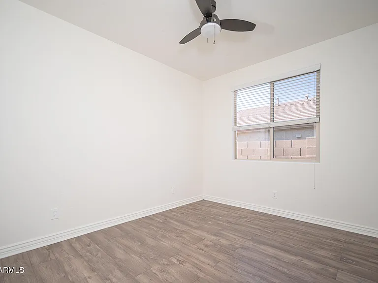 18338 W Getty Dr — Photo 17