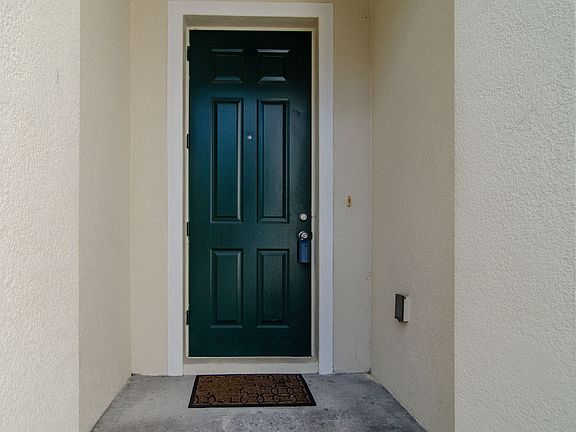 4th image of 10451 Regent Square Dr #903