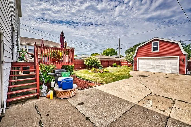 5114 S Mobile Ave — Photo 2