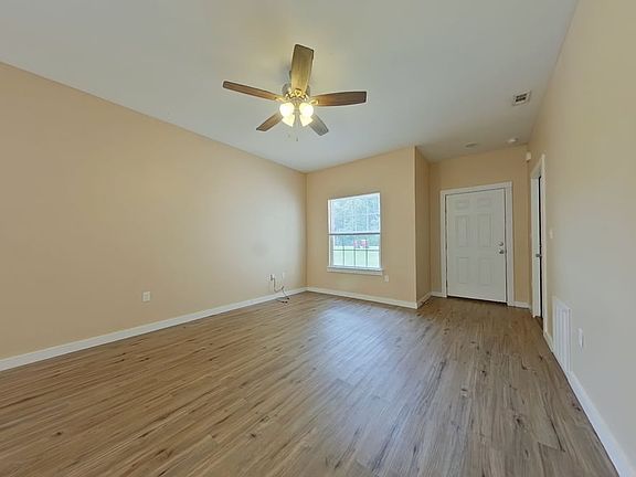 4th image of 607 Williams Ave