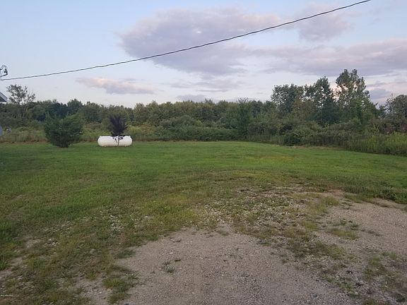 4th image of 27763 41st St