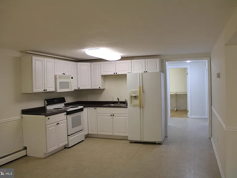 1103 Delf Dr — Photo 12