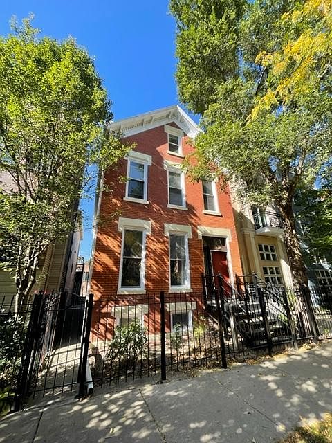 1st image of 1234 N Wood St #2