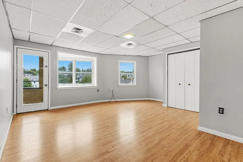 2 bed, 1.0 bath, 1200 sqft, $975 — Photo 3