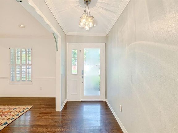 5th image of 9607 Meadowland Dr
