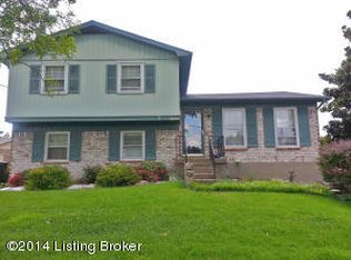 10505 Saint Roche Dr, Jeffersontown, KY 40299