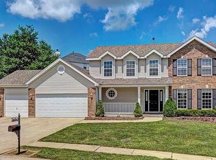 1412 Cedar Ridge Dr, O'Fallon, IL 62269