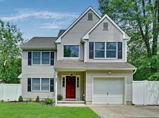 463 Prospect Ave, Middletown, NJ 07748