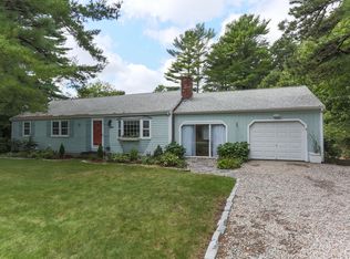 445 Nye Rd, Centerville, MA 02632
