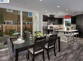 23210 Saklan Rd, Hayward, CA 94545