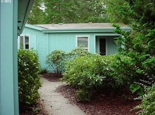 155 42nd Way, Florence, OR 97439