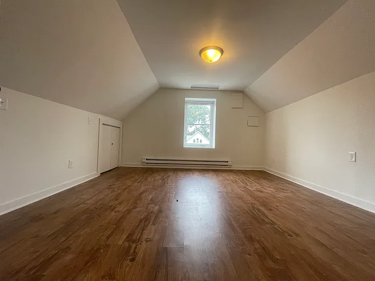 2-1323 4th St NE #2 — Photo 27