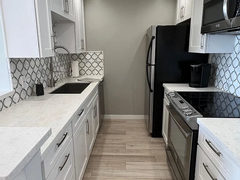 1140 Ocean Blvd #3 — Photo 25