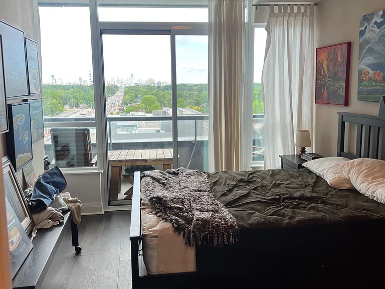 1 Hurontario St #1108 — Photo 27