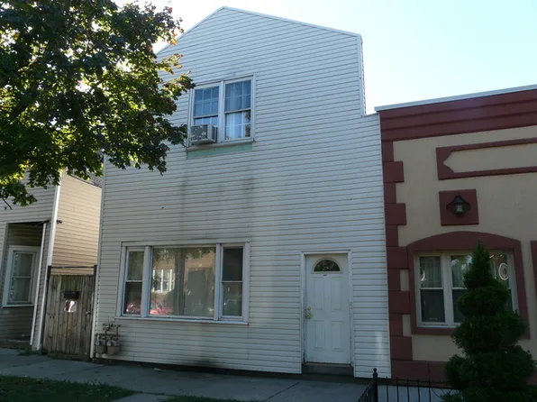 2649 W 43rd St, Chicago, IL 60632