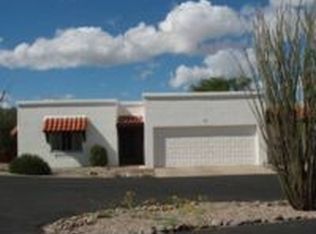 922 W Camino Guarina, Green Valley, AZ 85614