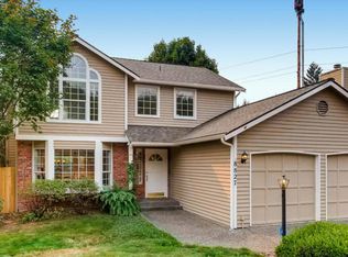 8827 NE 180th St, Bothell, WA 98011