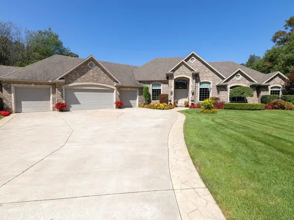 33117 Lake Forest Ct, Niles, MI 49120