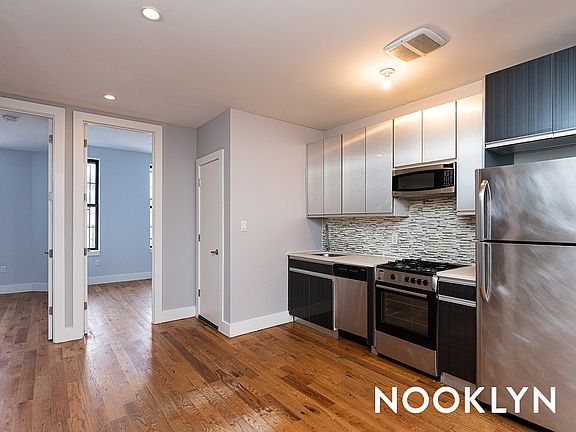 2nd image of 375 Vernon Ave APT 2