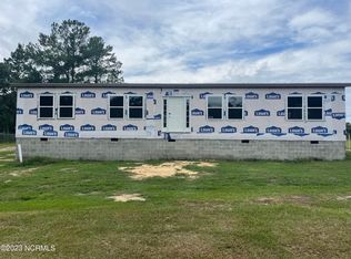 190 Deaton Rd, Raeford, NC 28376